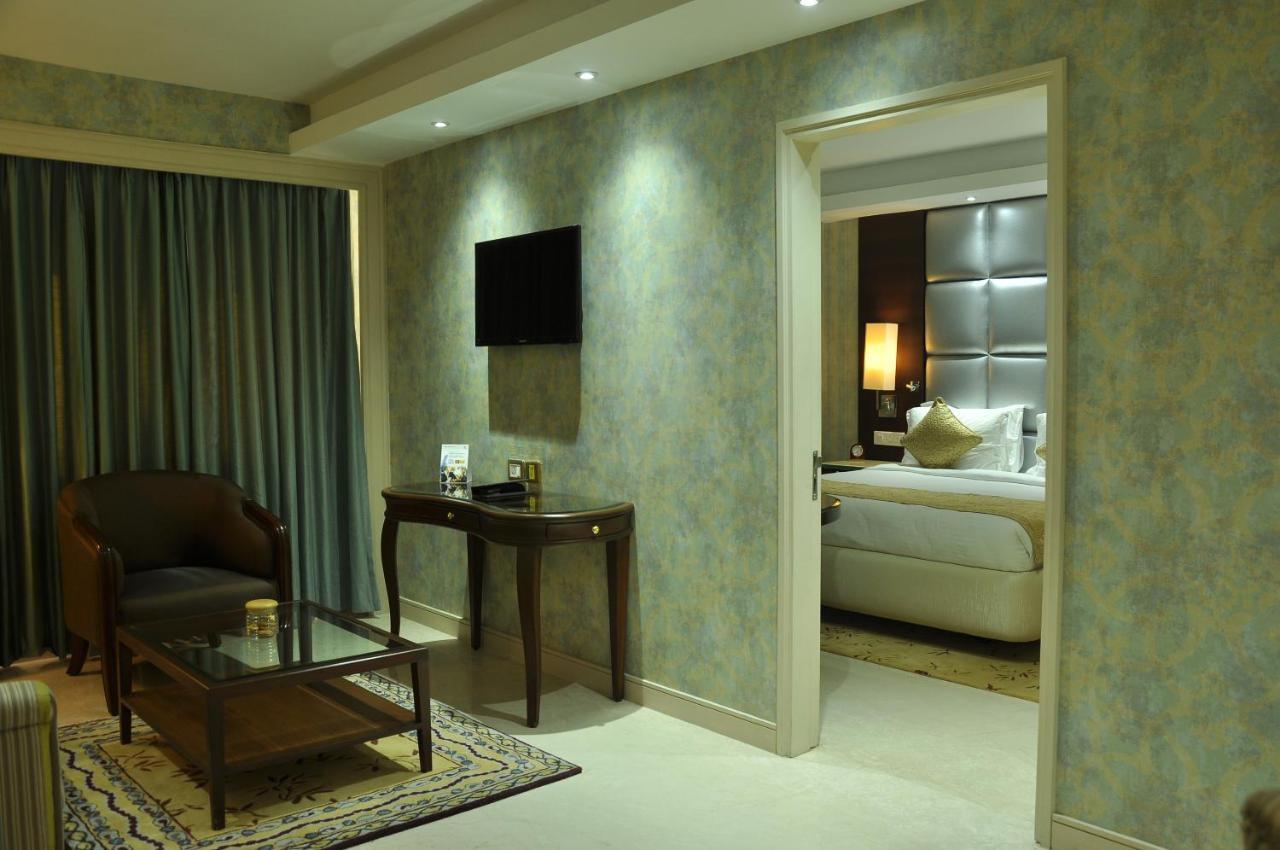 Hotel De Sovrani Calcutta  Esterno foto