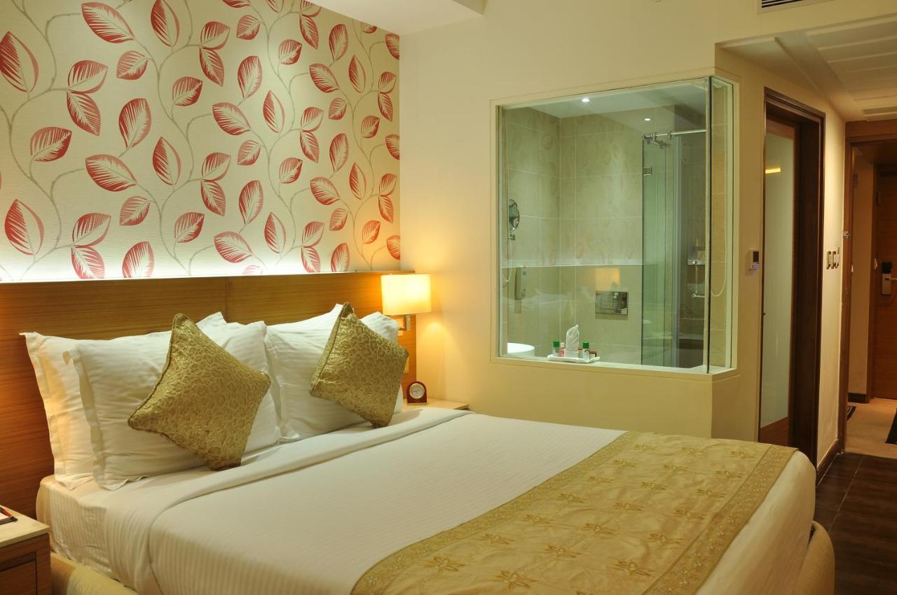 Hotel De Sovrani Calcutta  Esterno foto